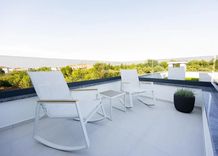 Elena With Two Pools And Villa