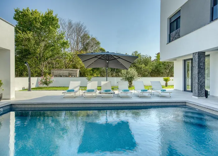 Elena With Two Pools And Zaton (Zadar)