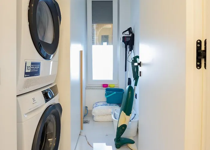 Elena With Two Pools And Vila